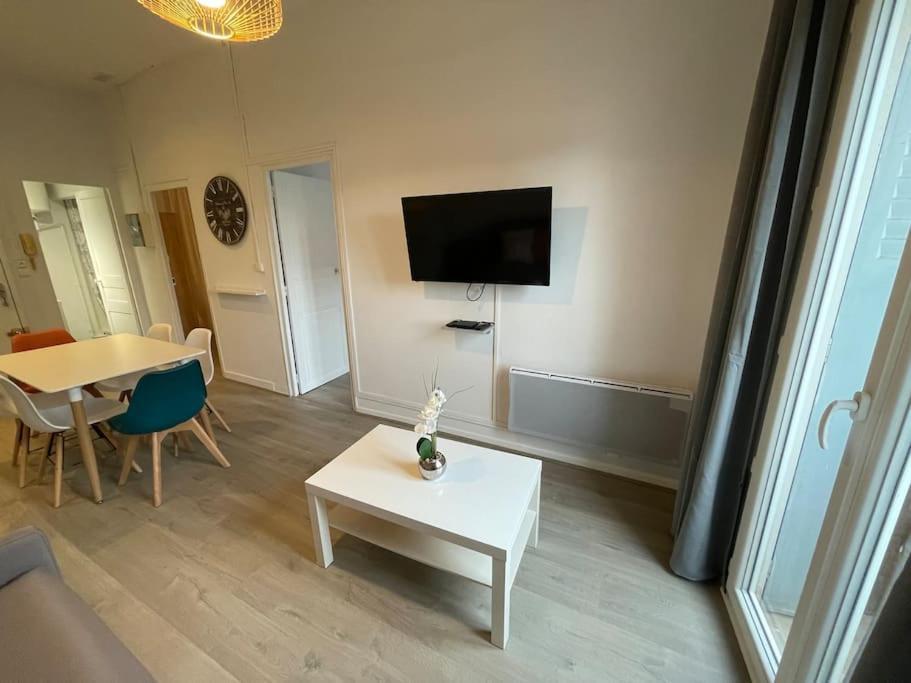 Cosy T3 Proche Gare Et Polygone Apartman Béziers Kültér fotó